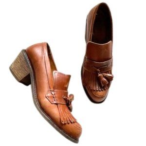 John Fluevog Beezie brown leather chunky heel loafer with tassels size 10